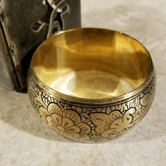 Carved Lotus Flower India Brass Bangle - Picture 2 of 7